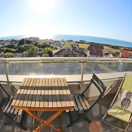 Vue 180 ° Sur L'ocean Plage A Pieds Apartamento